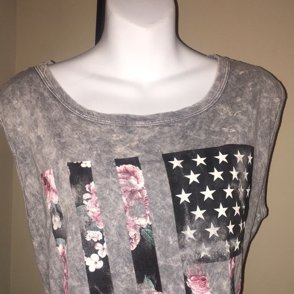 American Flag Top - Picture 3 of 7